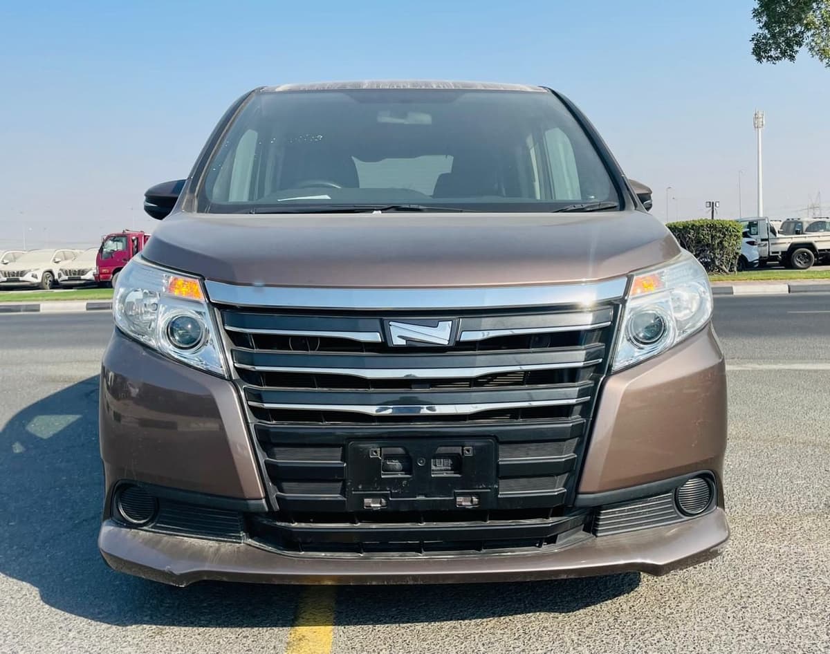 2015 Toyota Noah