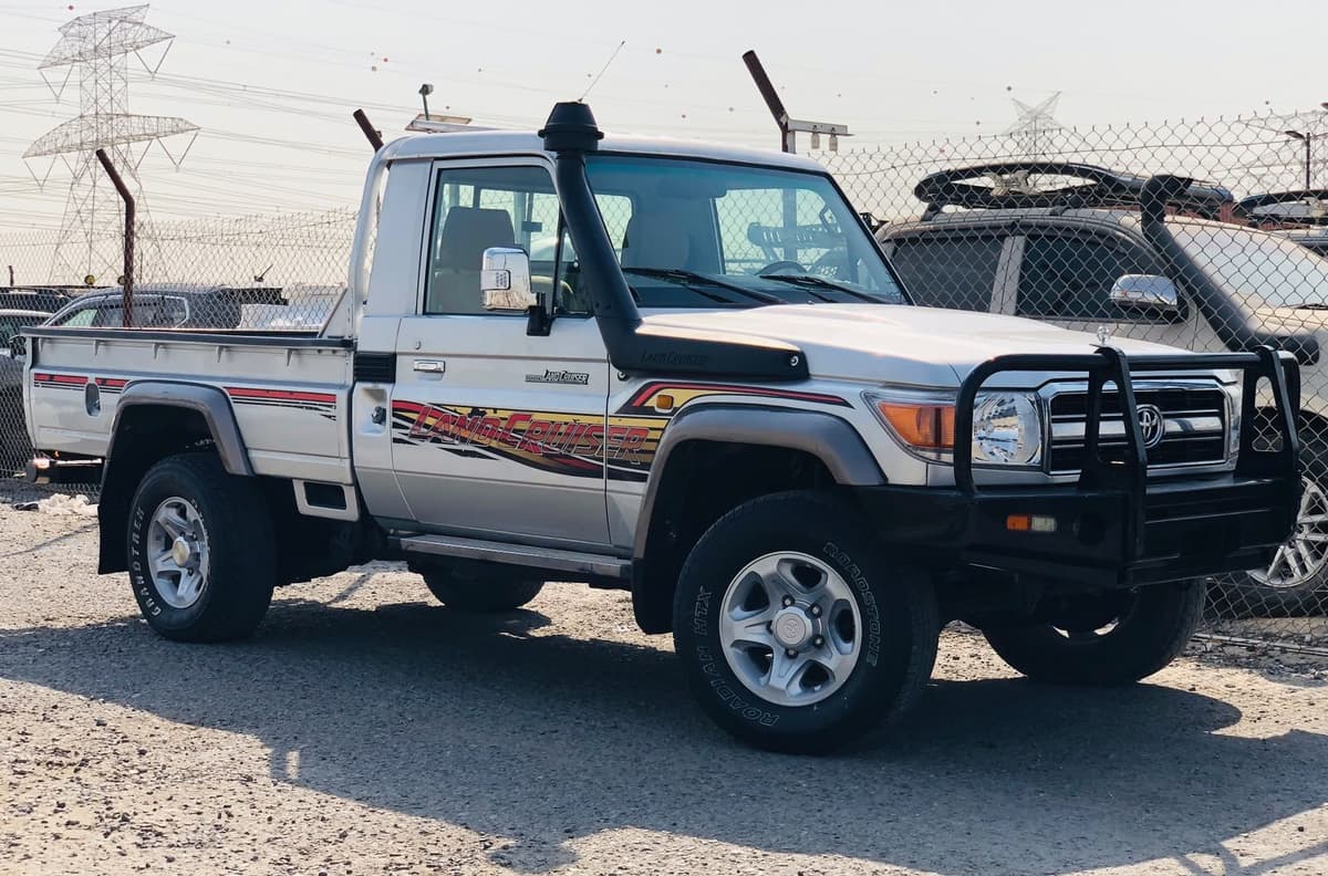 2012 Toyota Land Cruiser Pickup